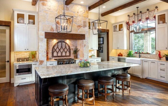 3845 Texas Hill Country Rustic 10 Inspiration LG 21