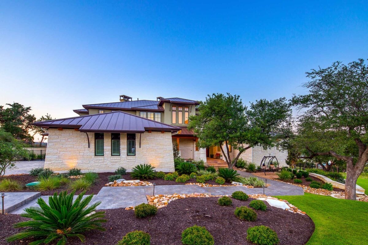 Texas Hill Country Lakehouse 7049 Sterling Custom Homes